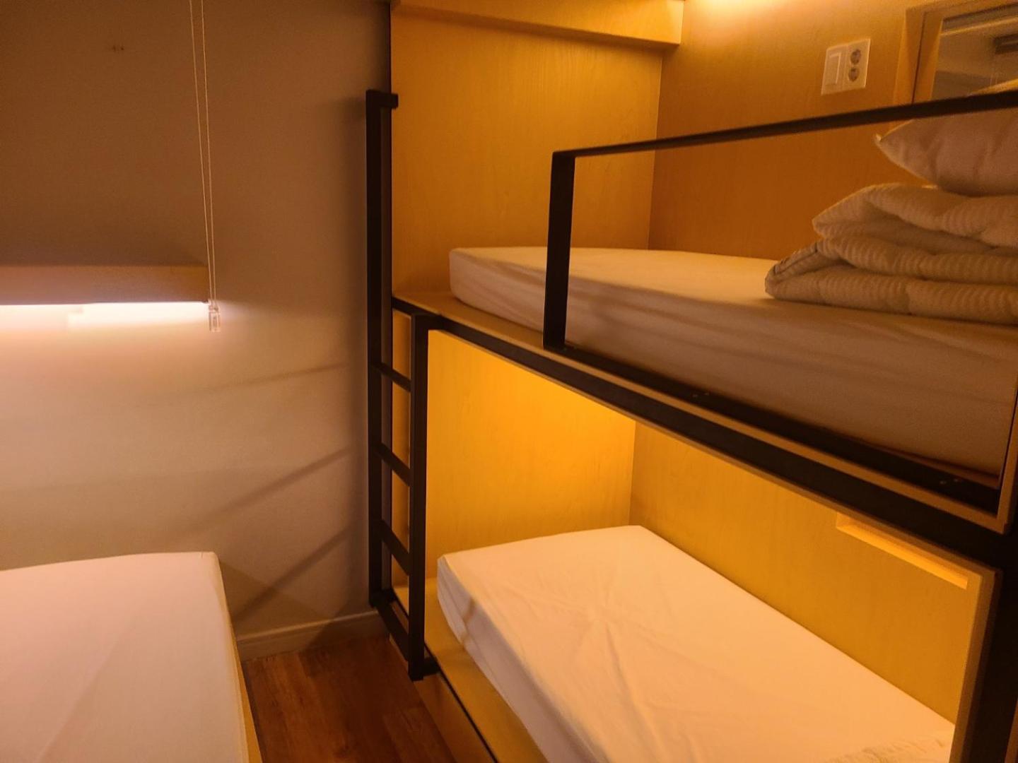 Elephant Hostel Nampo Busan Værelse billede